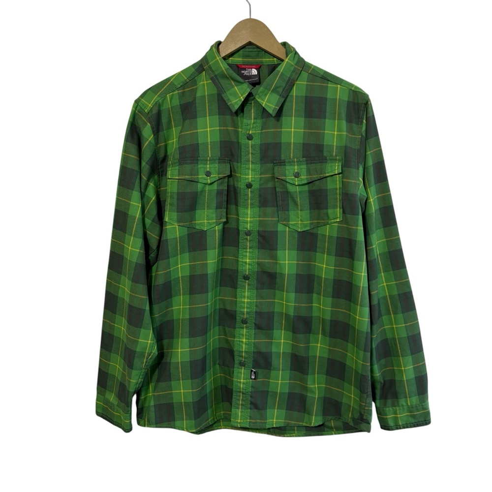 The North Face Men’s Size Medium Green Plaid Snap Button Flannel Shirt Outdoor